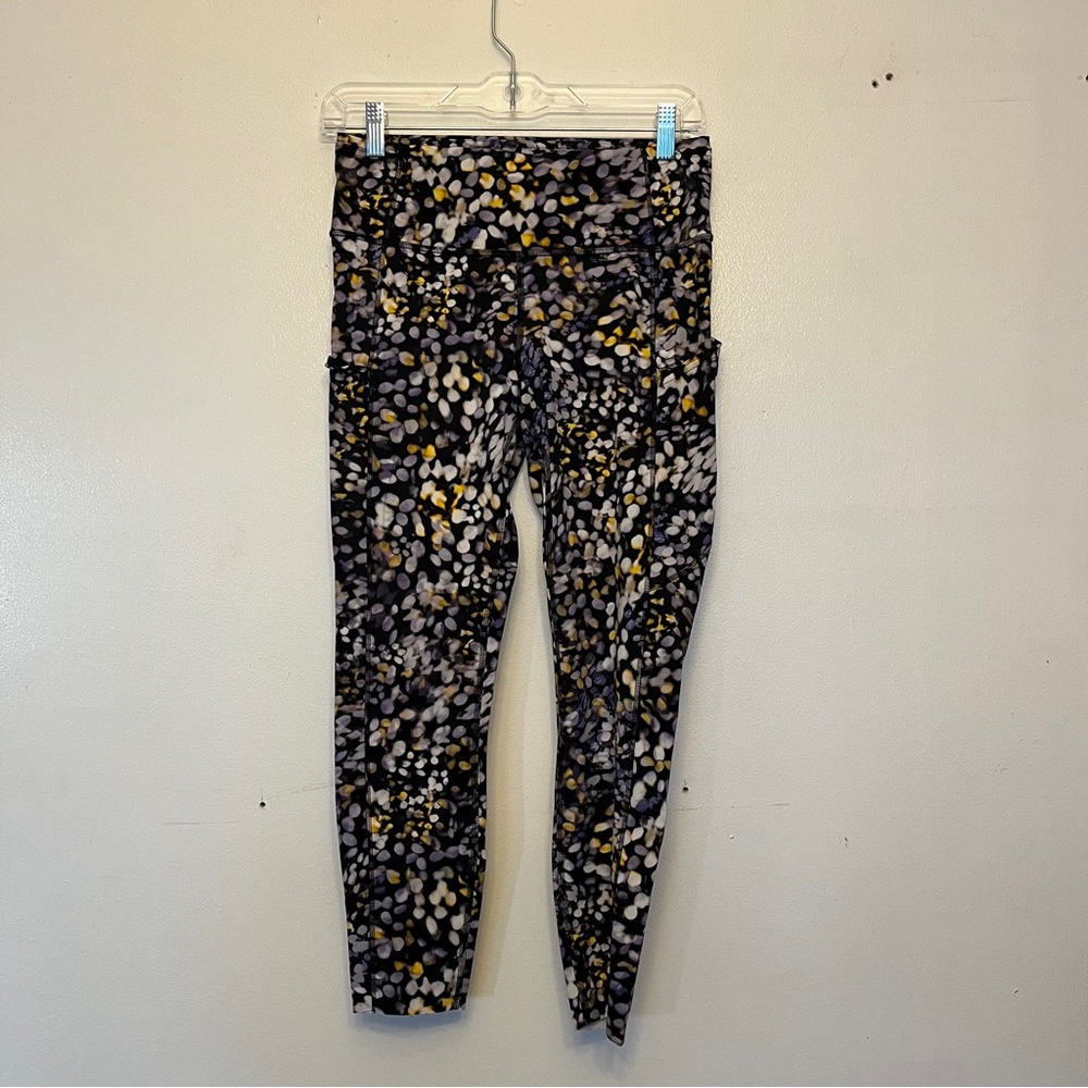 Lululemon Fast and Free High-Rise Legging 25” — Size 8